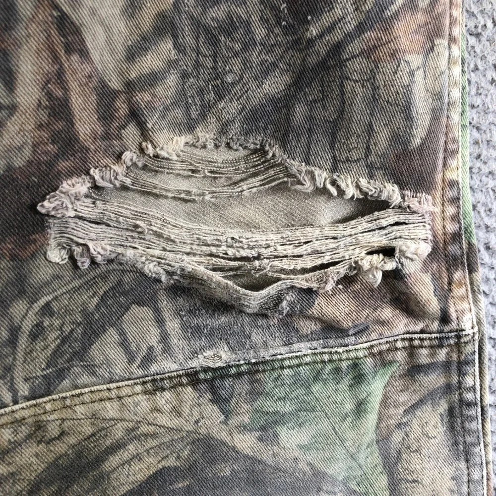 Wrangler Jeans Mens 32x28 Green Camouflage Double Knee Distressed Thrashed